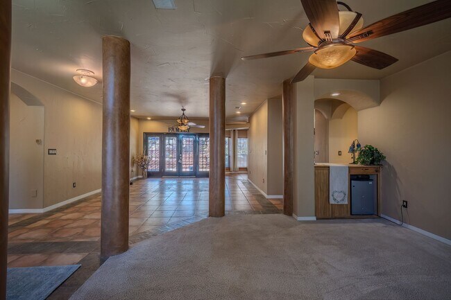 Building Photo - 111 Coker Ln