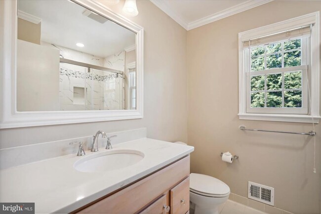 Building Photo - 7722 Desdemona Ct