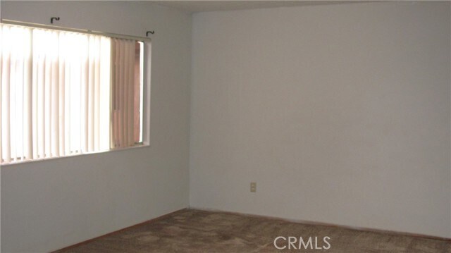 Building Photo - 761 Upton Dr