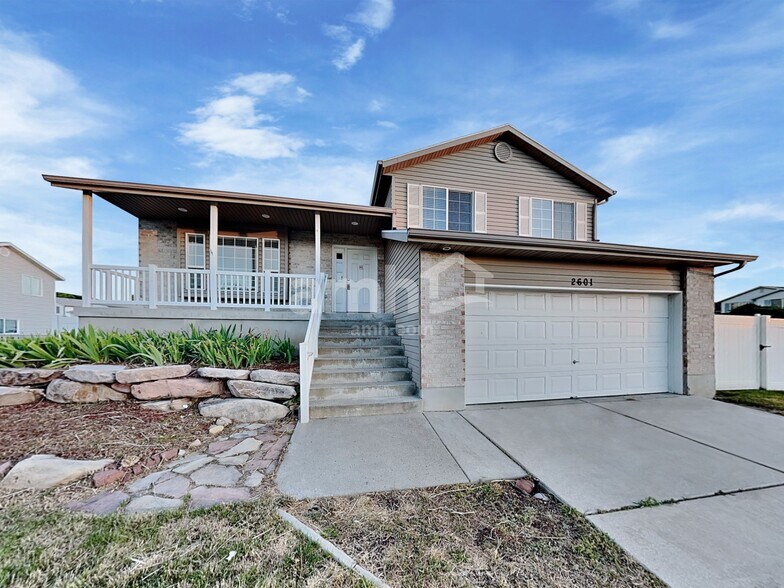 Primary Photo - 2601 W 1630 N