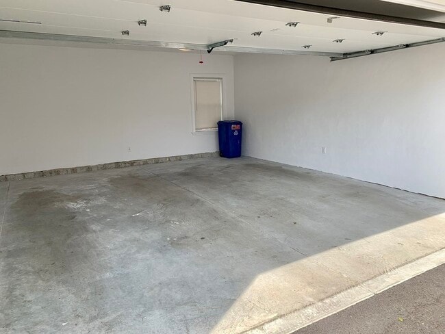 Building Photo - 178 Highland Ave