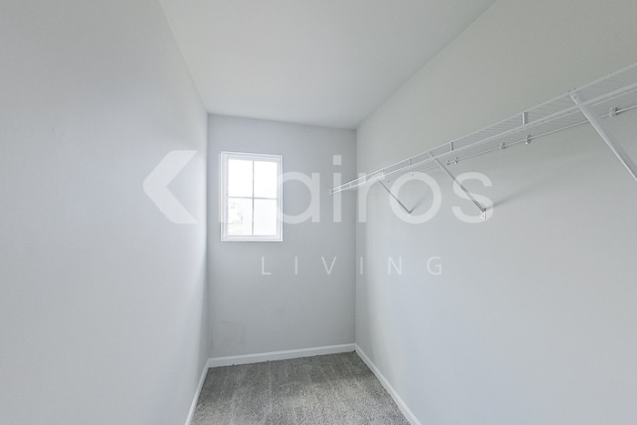 Building Photo - 207 Hawthorn Trail