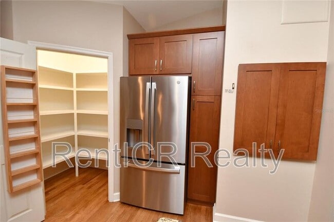 Building Photo - 116 Lorraine St