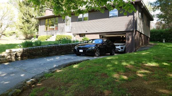 Building Photo - 40 Winneconnett Rd