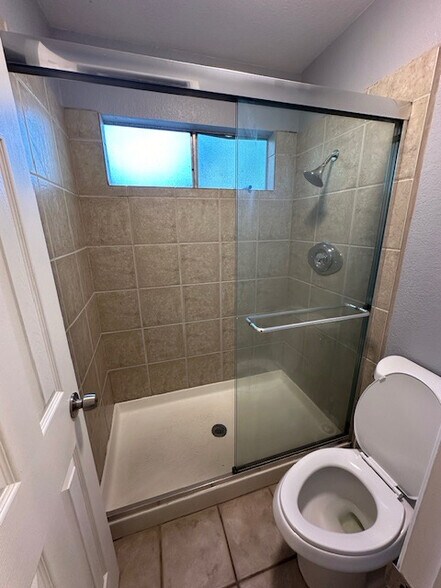Building Photo - 3591 Quail Lakes Dr