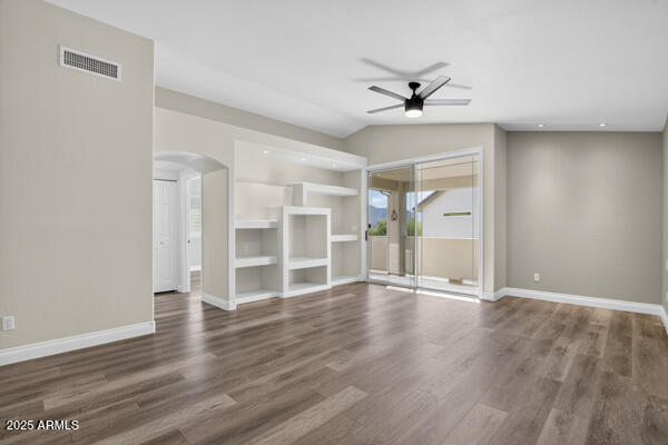 Building Photo - 9750 N Monterey Dr