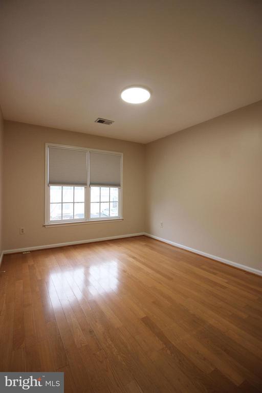 Building Photo - 243 Winter Walk Dr