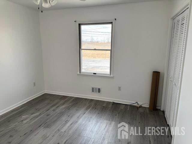 Building Photo - 173 Metlars Ln