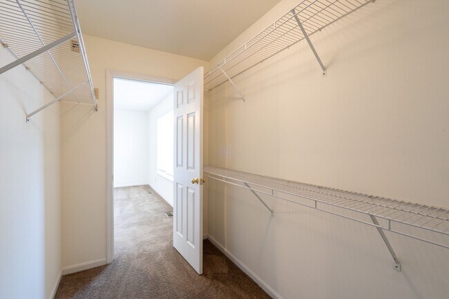 Building Photo - 3523-3525 Prescott Dr.