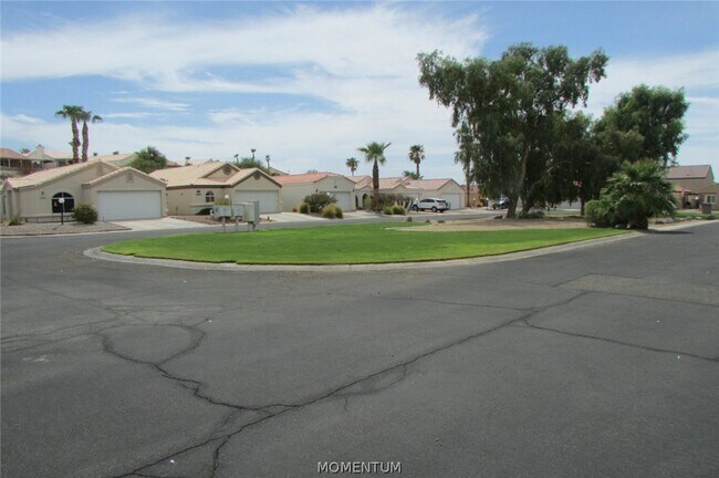 Building Photo - 2361 Taos Dr