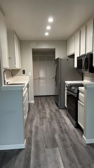 Building Photo - 11582 Fury Ln