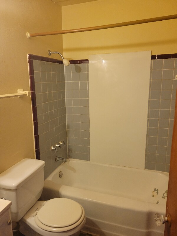 Building Photo - 3920 N 6th St