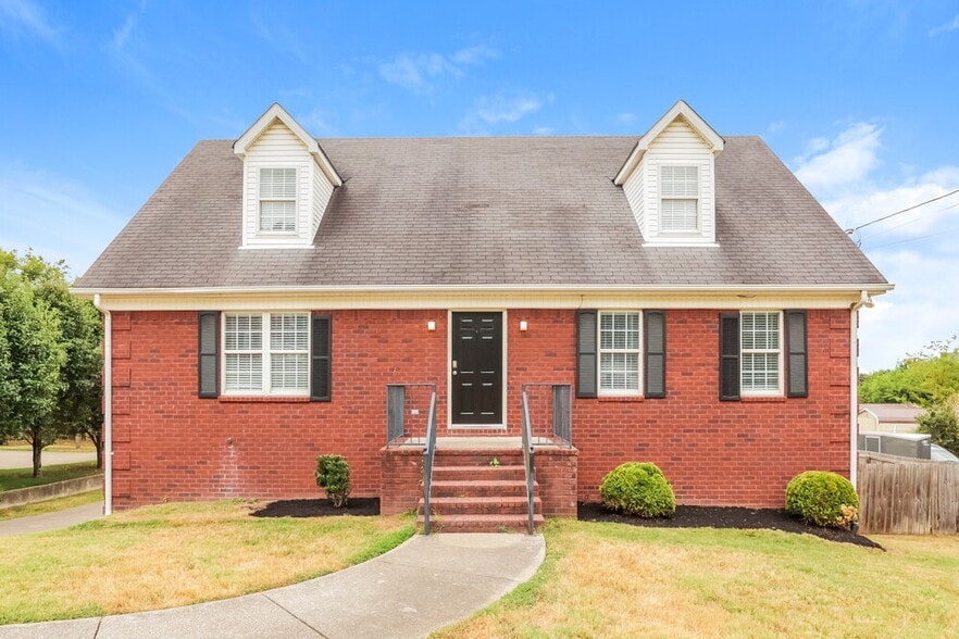 Primary Photo - 410 Williamsport Dr