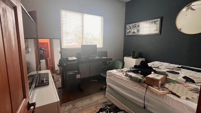 Building Photo - Beautifully Updated 3BR Home in Prime South Austin Location!