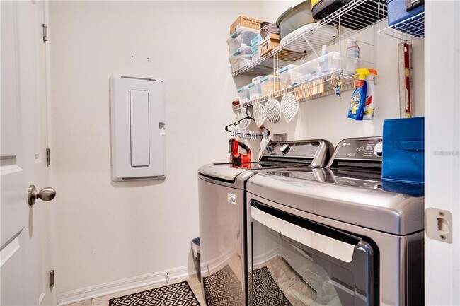 Building Photo - 4840 Reisswood Lp