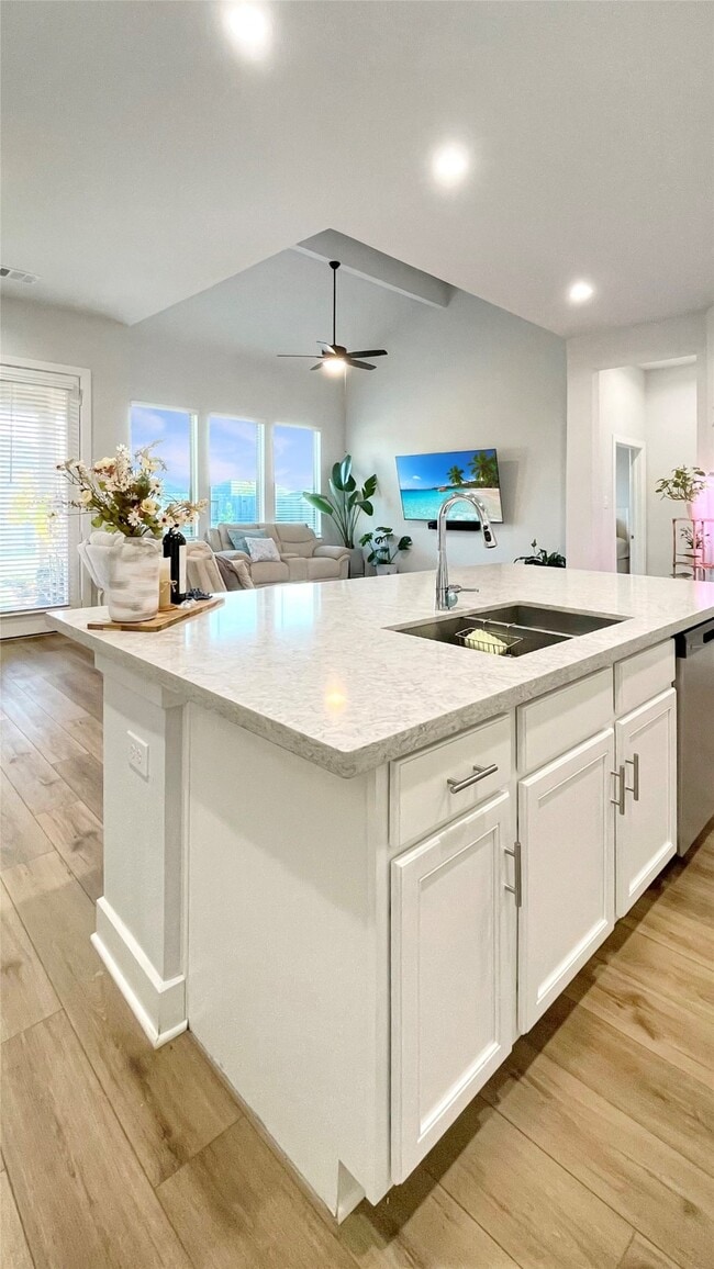 Building Photo - 13516 Bonita Is Wy