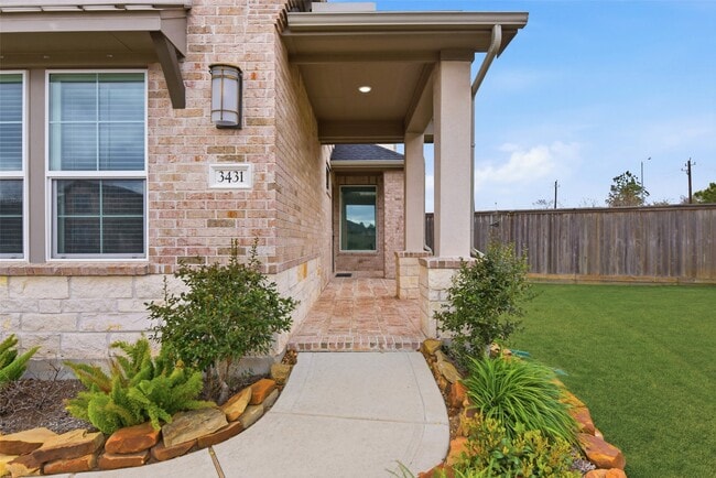 Building Photo - 3431 Mckinney Ridge Dr