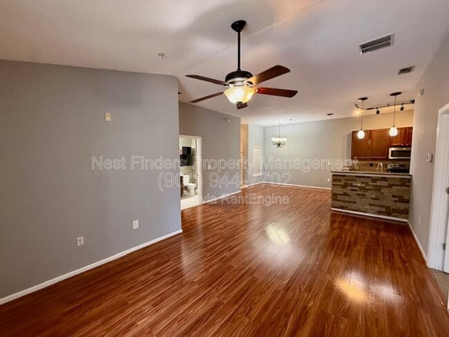 Building Photo - 7067 Deer Lodge Cir