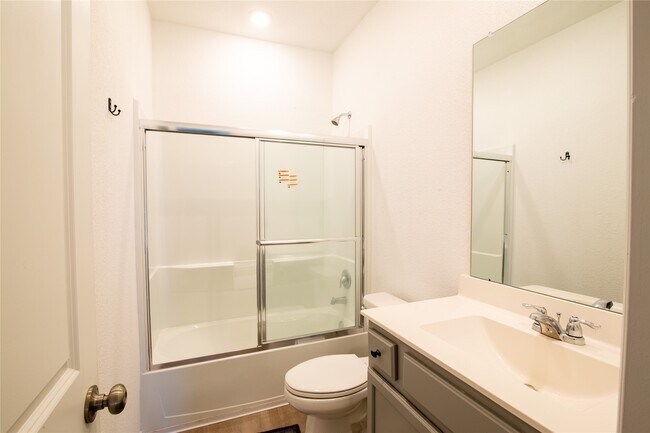 Building Photo - 7522 Greenbriar Cayon Ln