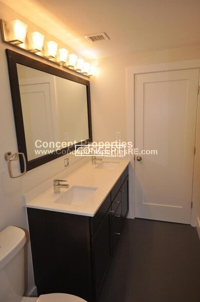 Building Photo - 659 Massachusetts Ave