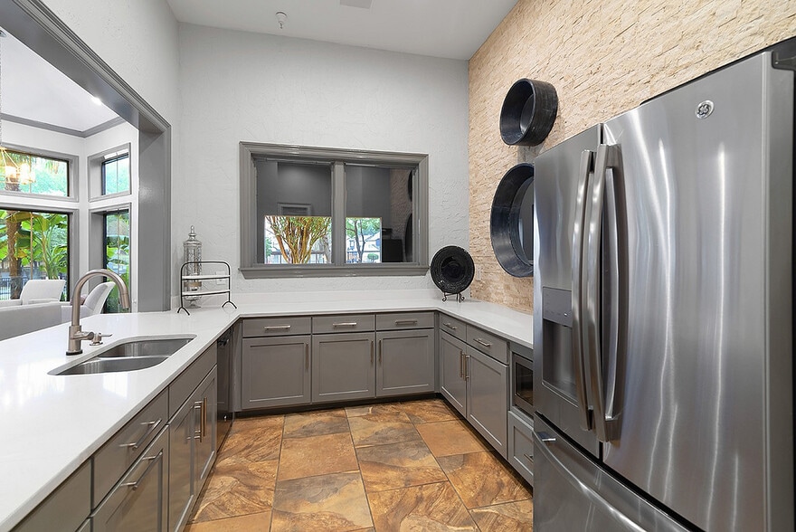 Community_ClubHoue_020 - Providence in the Park