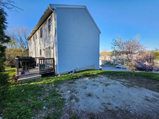 Extra Gravel parking spots off Heywood St - 1 Rosamond St