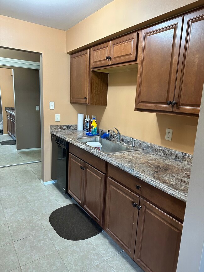 Building Photo - 30060 W 12 Mile Rd