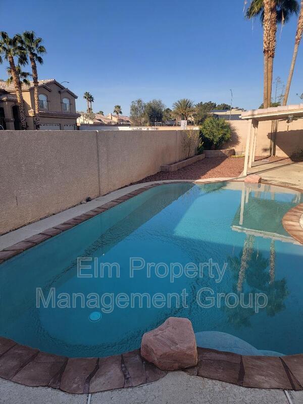 Building Photo - 1025 Trophy Club Dr