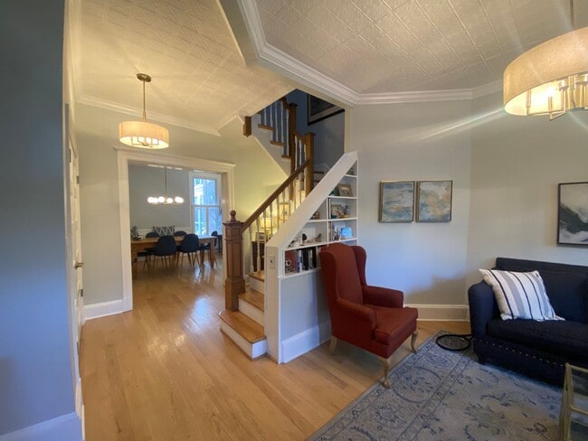 Building Photo - SPACIOUS 3 BED BROWNSTONE with PARKING, YARD and 2 DECKS!