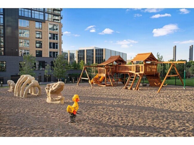 Building Photo - 1240 S 2nd St