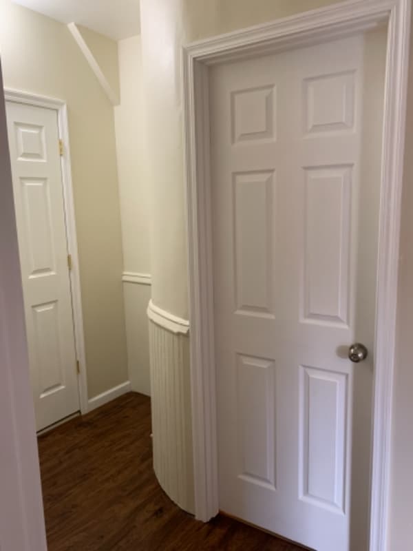 Building Photo - 414 8th St