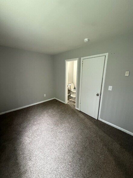 Building Photo - 508 Tipperary Dr