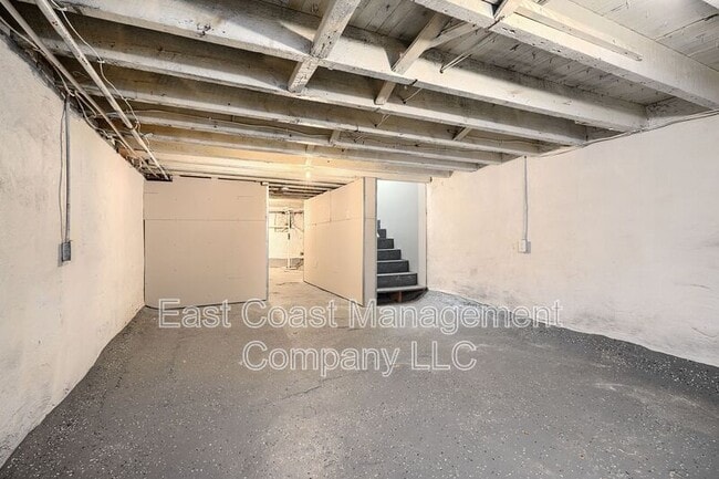 Building Photo - 2612 E Oliver St