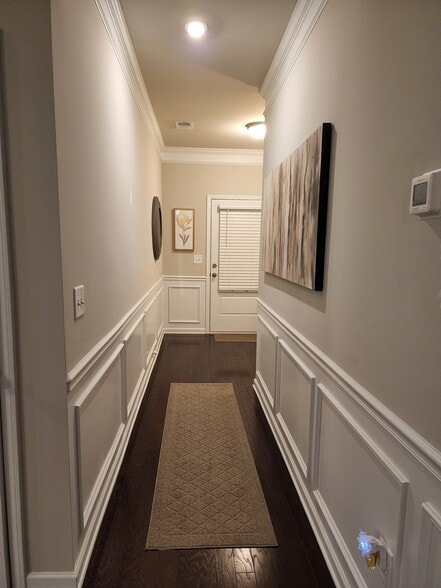 Front Entrance Hallway - 5176 Grace Ct