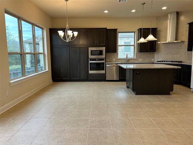 Building Photo - 3750 E Palm Valley Blvd