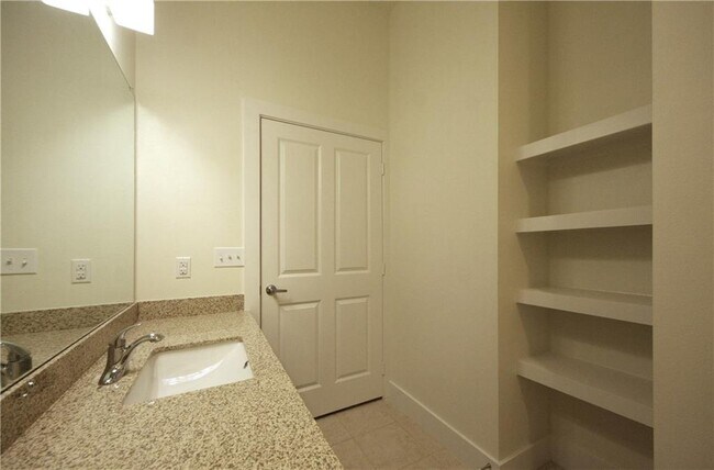 Building Photo - 2400 Louis Henna Blvd