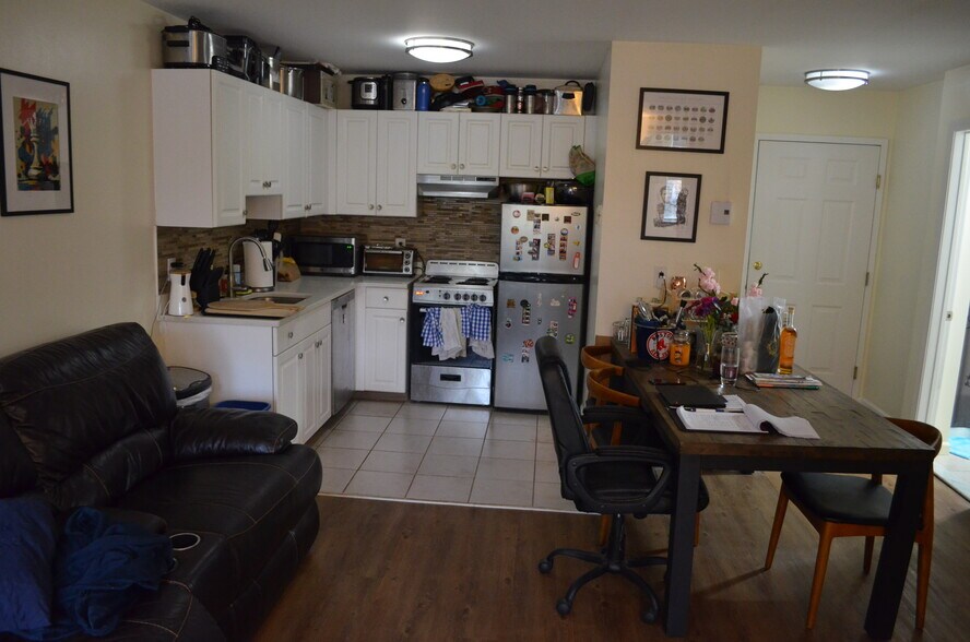 Building Photo - 50 Myano Ln