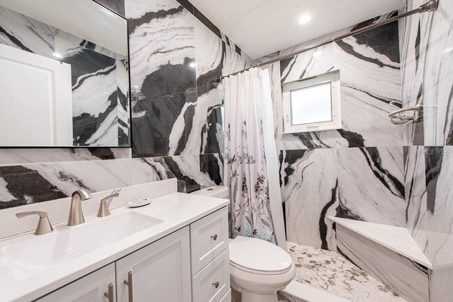 Building Photo - 6819 11th Ave NW