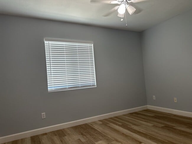 Building Photo - 3 Bedroom 2.5 Bath Home in Moreno Valley CA With Massive Backyard and Bonus Studio / Room in Garage.