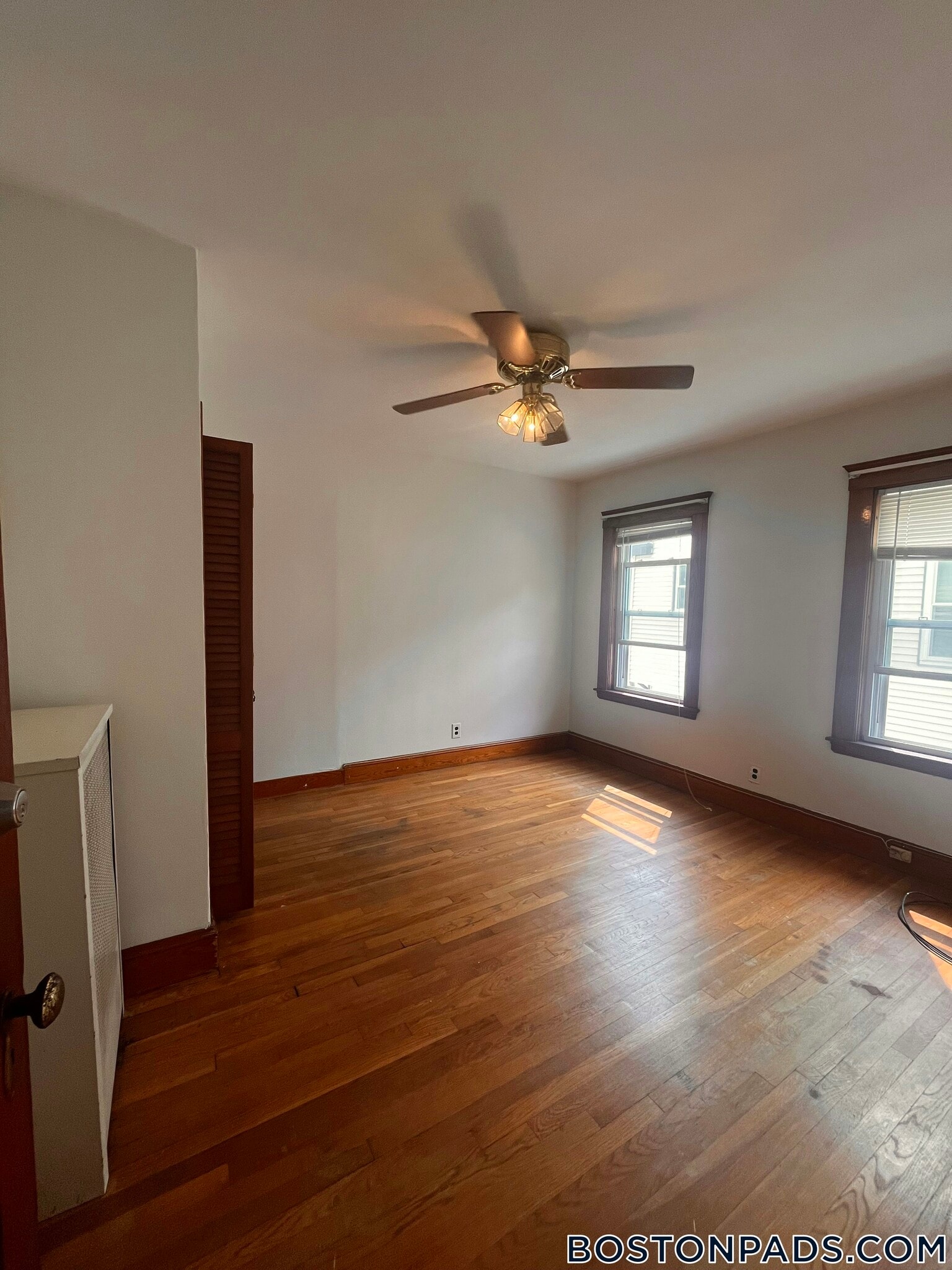 Building Photo - 468-470 Gallivan Boulevard
