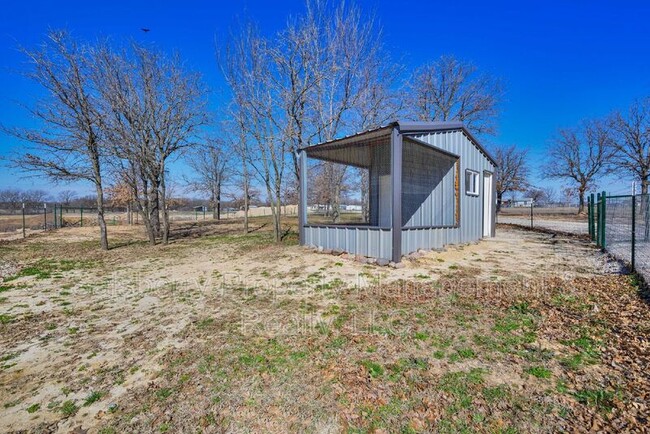 Building Photo - 933 Leatherwood Ln