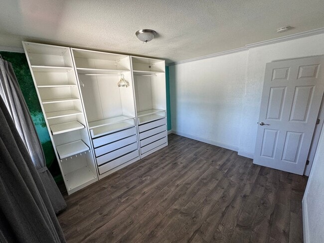 Building Photo - Danville Townhouse 2 bed / 1.5 bath - Near...