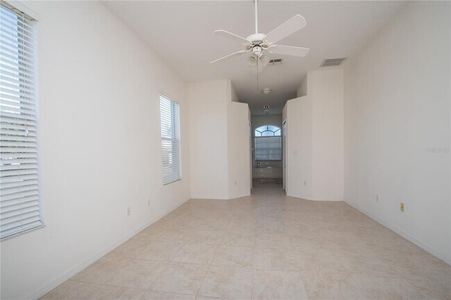 Building Photo - 14780 Edgemere Dr