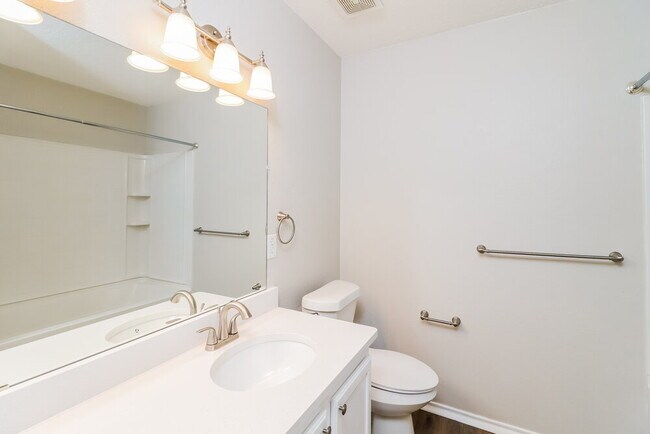 Building Photo - 332 Indian Blanket Dr