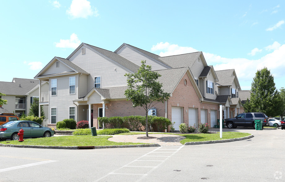 Building Photo - Riverbend at Wappingers Falls