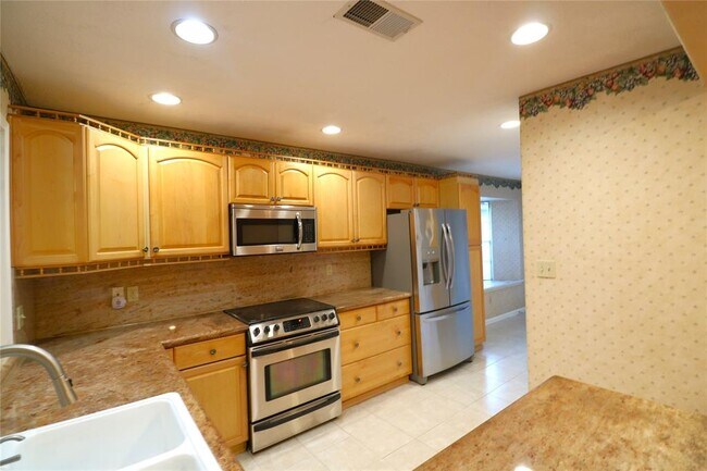 Building Photo - 7911 Fawn Terrace Dr