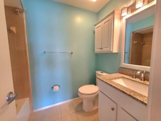 Building Photo - 1400 Mineo Dr