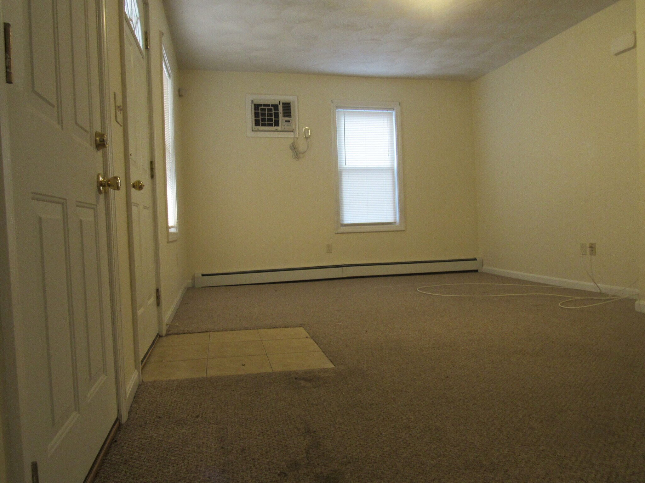 Building Photo - 71 Pembroke Ave