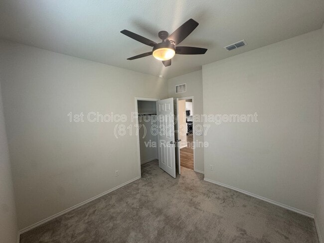 Building Photo - 8132 Cedar Lake Ln