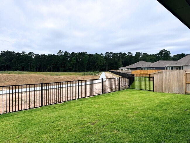 Building Photo - 16246 Parish Pointe Ct